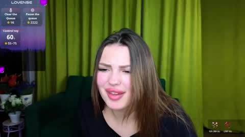 Snapshot of kitty_shenson chatting on April 15, 7:58 pm Kate online show from April 15, 7:58 pm