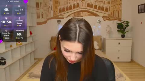 Snapshot of kitty_shenson chatting on April 29, 5:52 pm Kate online show from April 29, 5:52 pm