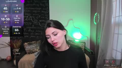 Snapshot of kitty_shenson chatting on May 15, 11:39 am Kate online show from May 15, 11:39 am