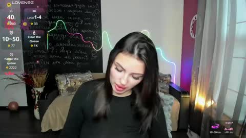 Snapshot of kitty_shenson chatting on June 6, 11:48 am Kate online show from June 6, 11:48 am