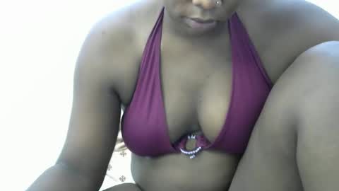 Snapshot of kitty_super chatting on March 3, 9:22 am kitty_super online show from March 3, 9:22 am