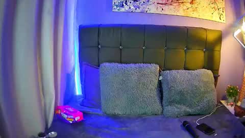 K I T T Y   online show from February 6, 8:56 pm