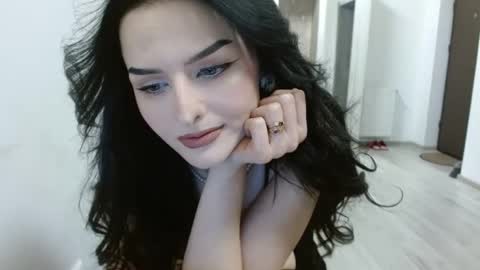 Kitty online show from May 13, 5:32 pm