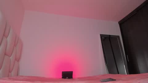 kittyerotica online show from June 29, 9:04 pm