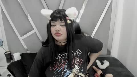 kittyhtx online show from March 9, 8:29 am