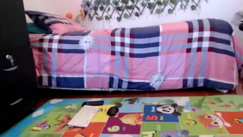 --. .-          -. .-- online show from February 4, 3:40 pm