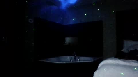 Snapshot of kittykat2fat chatting on September 11, 3:28 am kittykat2fat online show from September 11, 3:28 am