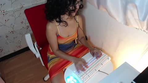 Snapshot of kittykatss chatting on January 24, 2:19 pm Viktoria online show from January 24, 2:19 pm