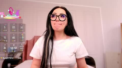 Snapshot of kittylissa chatting on April 2, 9:07 am Lisa online show from April 2, 9:07 am