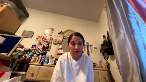 Snapshot of kittyluvx chatting on February 22, 10:31 pm kittyluvx online show from February 22, 10:31 pm