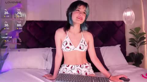 Snapshot of kittylyne_ chatting on March 10, 11:48 am Kitty online show from March 10, 11:48 am