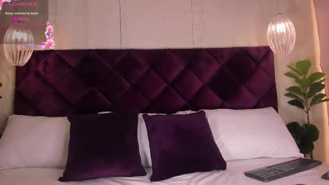 Snapshot of kittylyne_ chatting on March 19, 11:58 am Kitty online show from March 19, 11:58 am