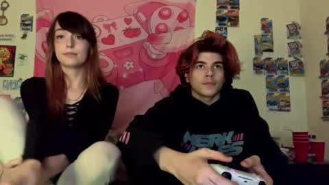 kitty online show from December 20, 5:58 am