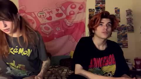 kitty online show from December 23, 6:00 am