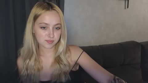  Chloe and Kate  online show from September 14, 9:08 am