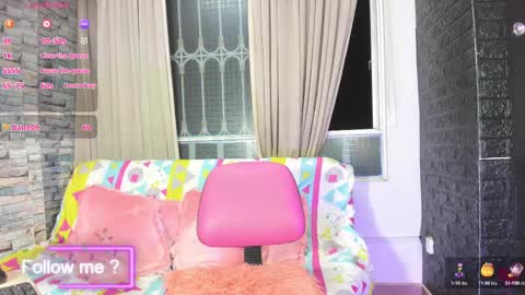 Snapshot of kittyqueen01 chatting on February 20, 3:12 am Tatiana Guerrero online show from February 20, 3:12 am