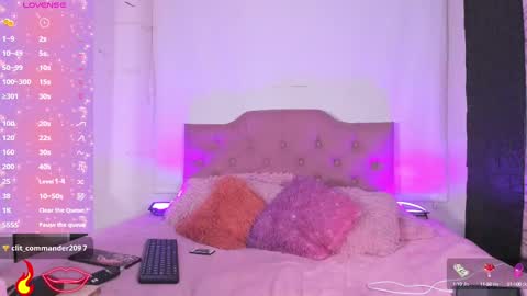 Snapshot of kittyqueen01 chatting on March 2, 2:41 am Tatiana Guerrero online show from March 2, 2:41 am