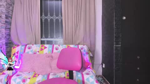 Snapshot of kittyqueen01 chatting on March 5, 2:57 am Tatiana Guerrero online show from March 5, 2:57 am