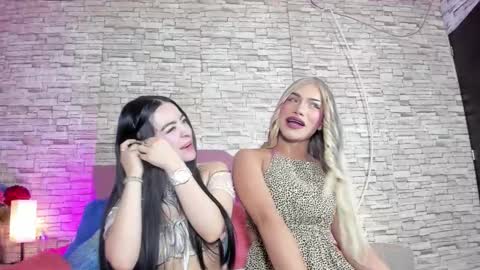 Snapshot of kittyqueen01 chatting on September 11, 2:44 am Tatiana Guerrero online show from September 11, 2:44 am