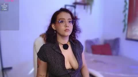Sophie online show from June 19, 8:12 pm