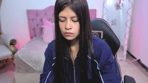 Kitty  online show from September 29, 11:48 am