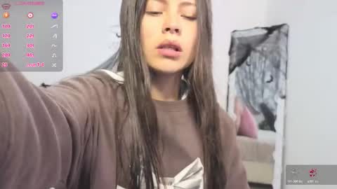 Kitty  online show from October 28, 11:36 am