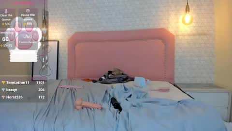  K I T T  Y  online show from February 4, 1:00 am