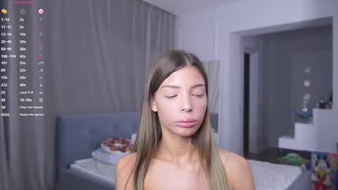 Alice online show from January 10, 5:26 pm