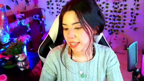 Kittyuwu  online show from November 4, 6:40 pm