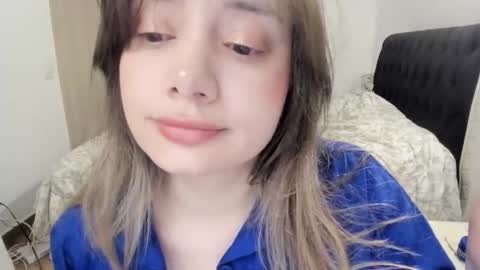 Snapshot of kittywantslove23 chatting on May 2, 12:59 am kittywantslove23 online show from May 2, 12:59 am