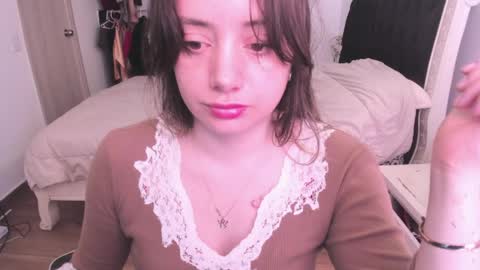 Snapshot of kittywantslove23 chatting on May 9, 6:57 pm kittywantslove23 online show from May 9, 6:57 pm