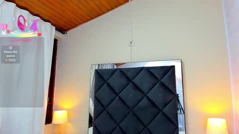 Snapshot of kittyy_babee chatting on October 3, 11:18 am kitty online show from October 3, 11:18 am