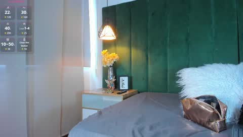 K I T T Y Y  online show from September 17, 4:19 pm