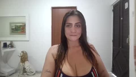 Snapshot of kitybigboobsx chatting on January 26, 10:35 pm kity boobsx online show from January 26, 10:35 pm