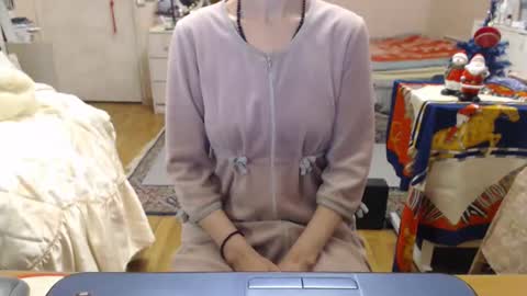 Snapshot of kiuminberry chatting on January 13, 1:16 pm KiuminBerry online show from January 13, 1:16 pm