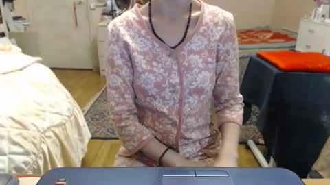 Snapshot of kiuminberry chatting on January 17, 2:22 pm KiuminBerry online show from January 17, 2:22 pm