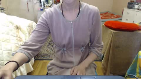 Snapshot of kiuminberry chatting on May 28, 2:25 pm KiuminBerry online show from May 28, 2:25 pm