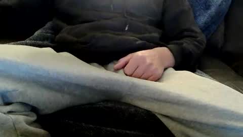 kiwibulge123 online show from May 27, 8:00 am