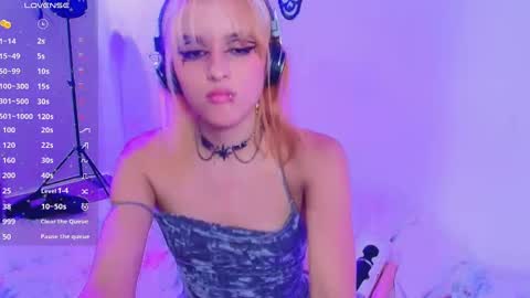 Lizeth online show from December 15, 11:31 pm