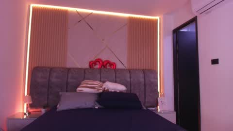 Kkira  online show from February 27, 12:05 pm