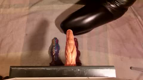 klamstrakur1 online show from October 11, 9:24 pm