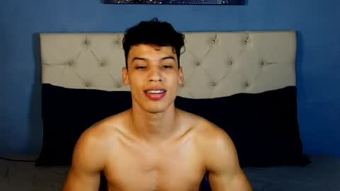Snapshot of klaton__ chatting on April 17, 10:57 pm klaton__ online show from April 17, 10:57 pm