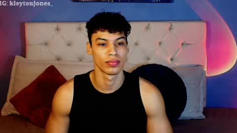 Snapshot of klaton__ chatting on May 4, 11:56 pm klaton__ online show from May 4, 11:56 pm