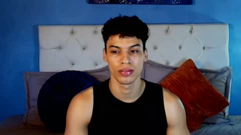 Snapshot of klaton__ chatting on May 5, 8:17 pm klaton__ online show from May 5, 8:17 pm