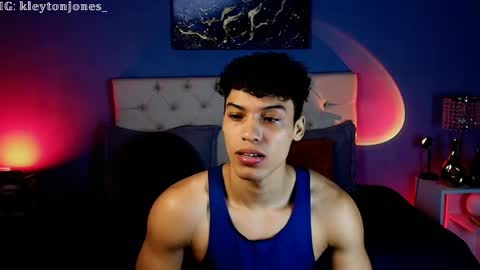 Snapshot of klaton__ chatting on May 13, 9:11 pm klaton__ online show from May 13, 9:11 pm