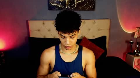Snapshot of klaton__ chatting on May 17, 10:39 pm klaton__ online show from May 17, 10:39 pm