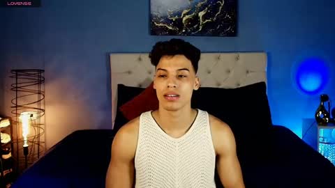 Snapshot of klaton__ chatting on May 23, 6:56 pm klaton__ online show from May 23, 6:56 pm