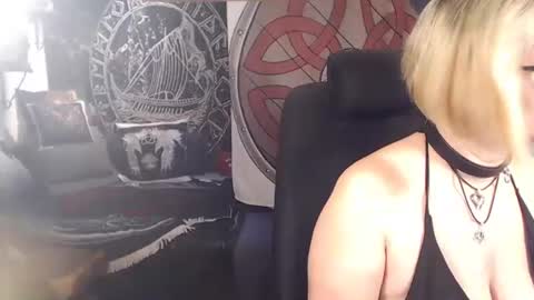 Michelle online show from February 4, 7:40 am