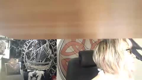 Snapshot of kleiner_teufel chatting on September 21, 4:03 am Michelle online show from September 21, 4:03 am