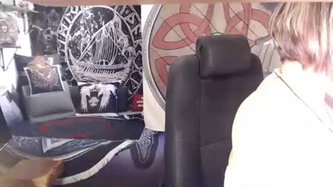 Snapshot of kleiner_teufel chatting on September 28, 4:12 pm Michelle online show from September 28, 4:12 pm